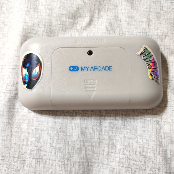 My Arcade Gamer V Portable - Picture 3 of 3